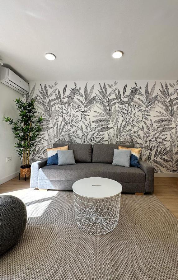 Holidays2Malaga Lebrija 3 Bedroom & Terrace & Parking & Smart Tv Exterior photo